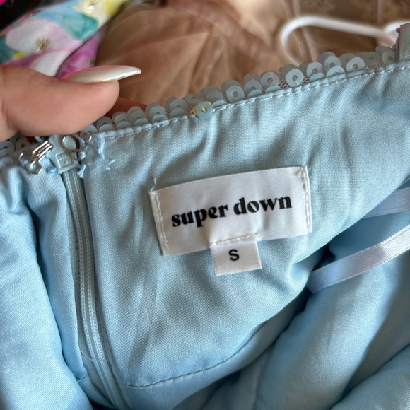 Super down Star dress! - Picture 3 of 3